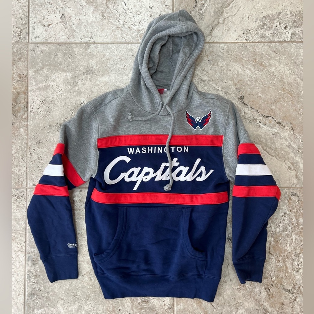 Mitchell & Ness Washington Capitals Fleece Lined Pullover Hoodie Red Blue, Small - Picture 10 of 10